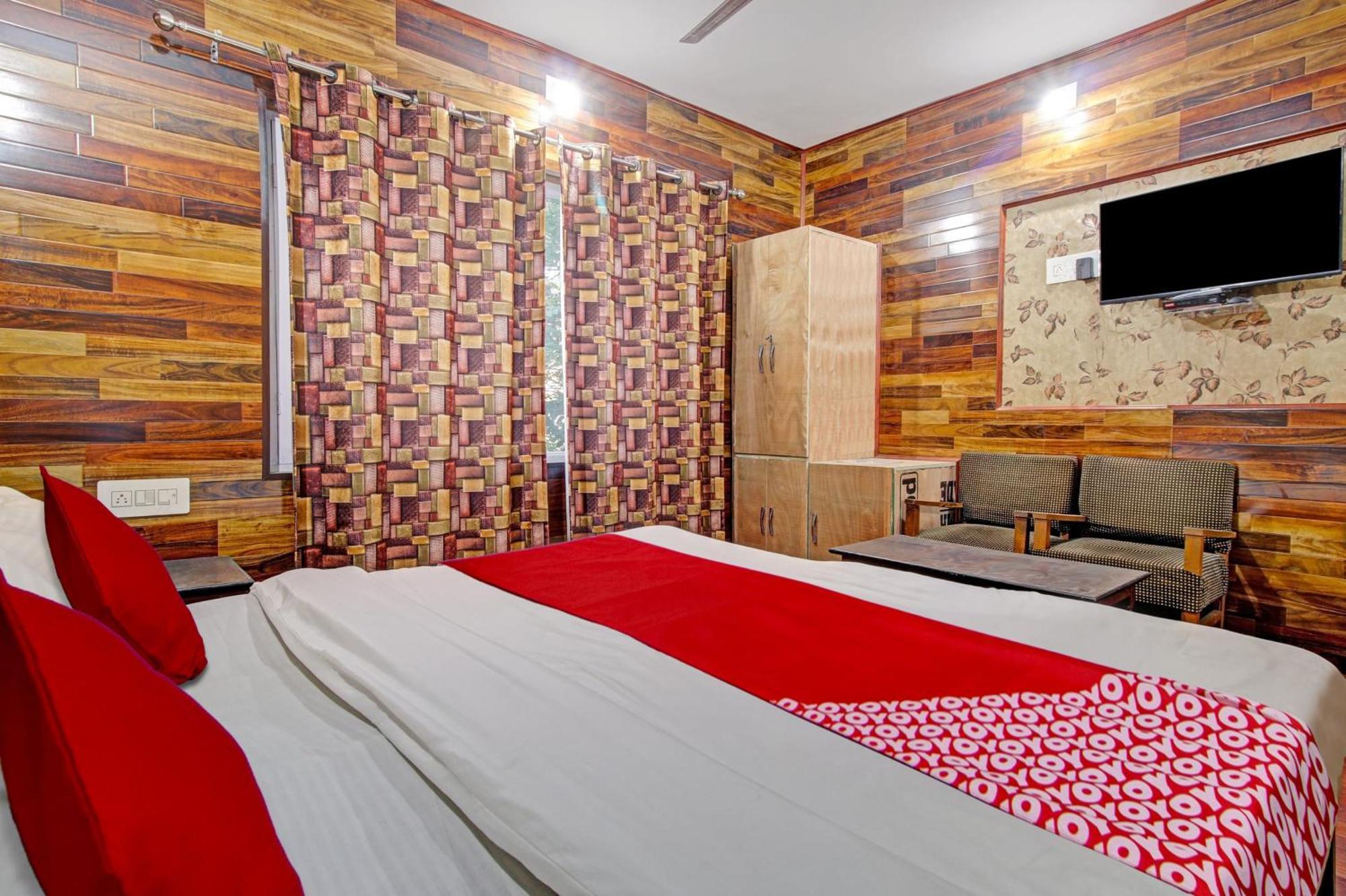 Hotel Ab-I-Hayat ศรีนาการ์ ภายนอก รูปภาพ