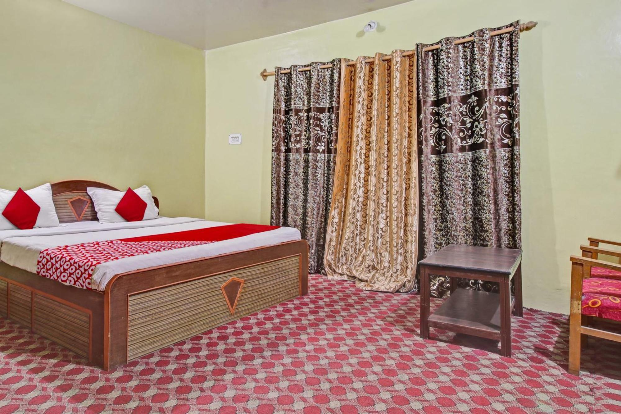 Hotel Ab-I-Hayat ศรีนาการ์ ภายนอก รูปภาพ
